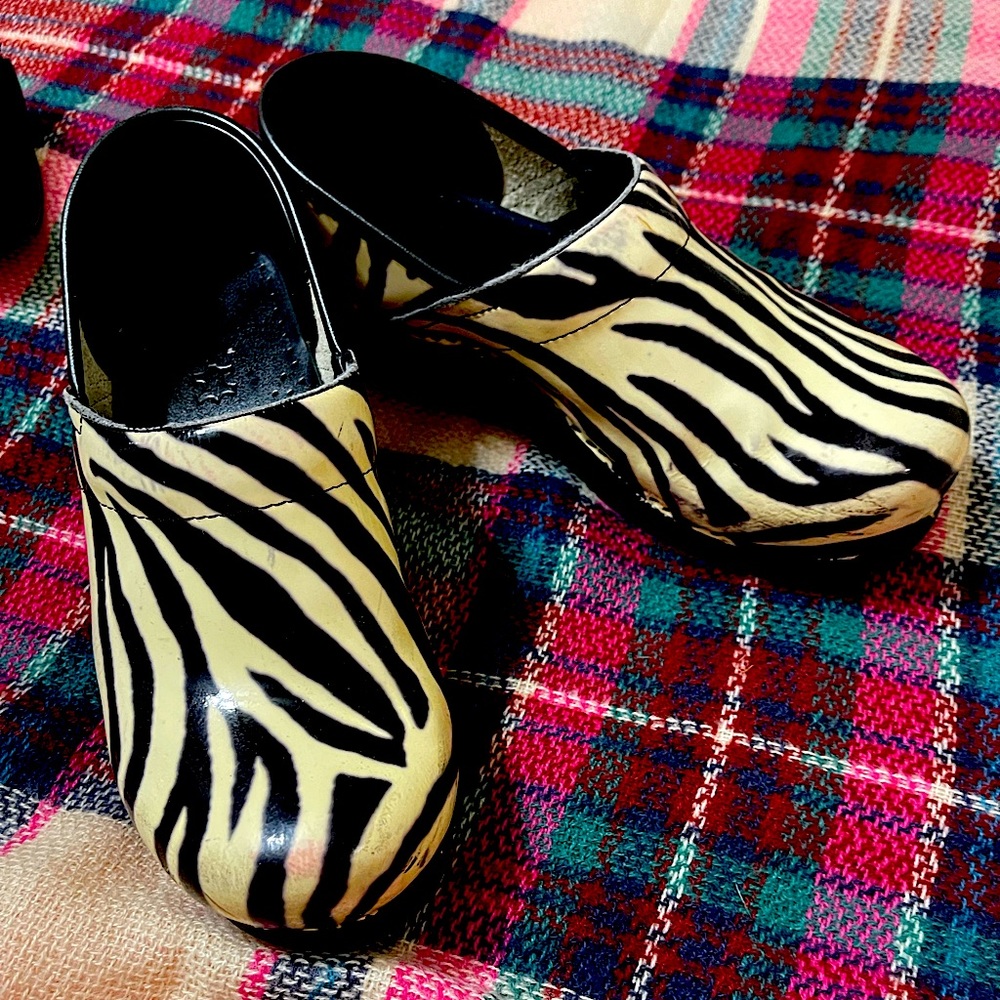 Limited edition danskos!!!!